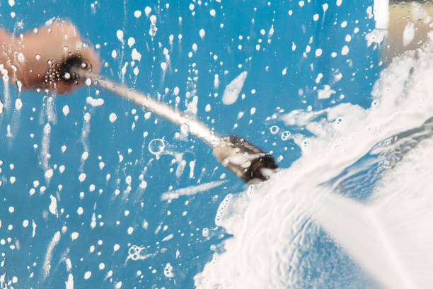 Best Pool Deck Cleaning in Oakdale, MN